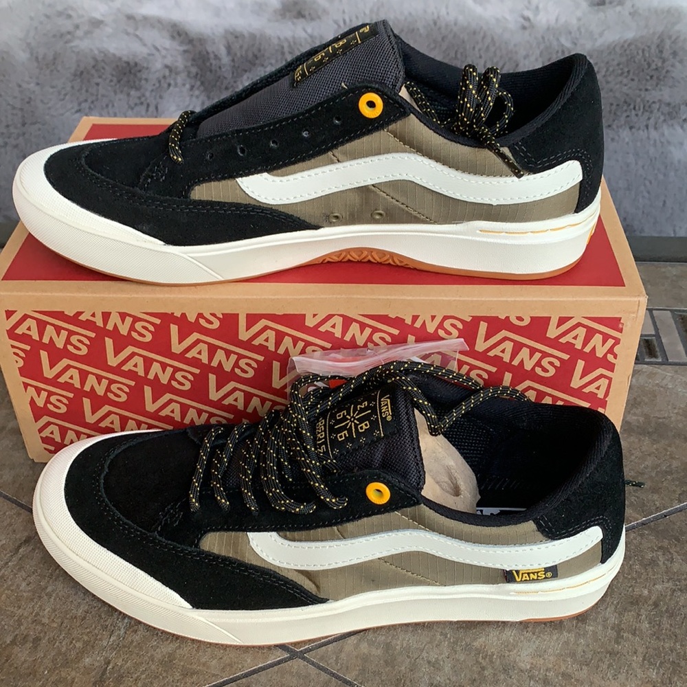 VANS BERLE PRO SURPLUS BLACK/MILITARY WMNS